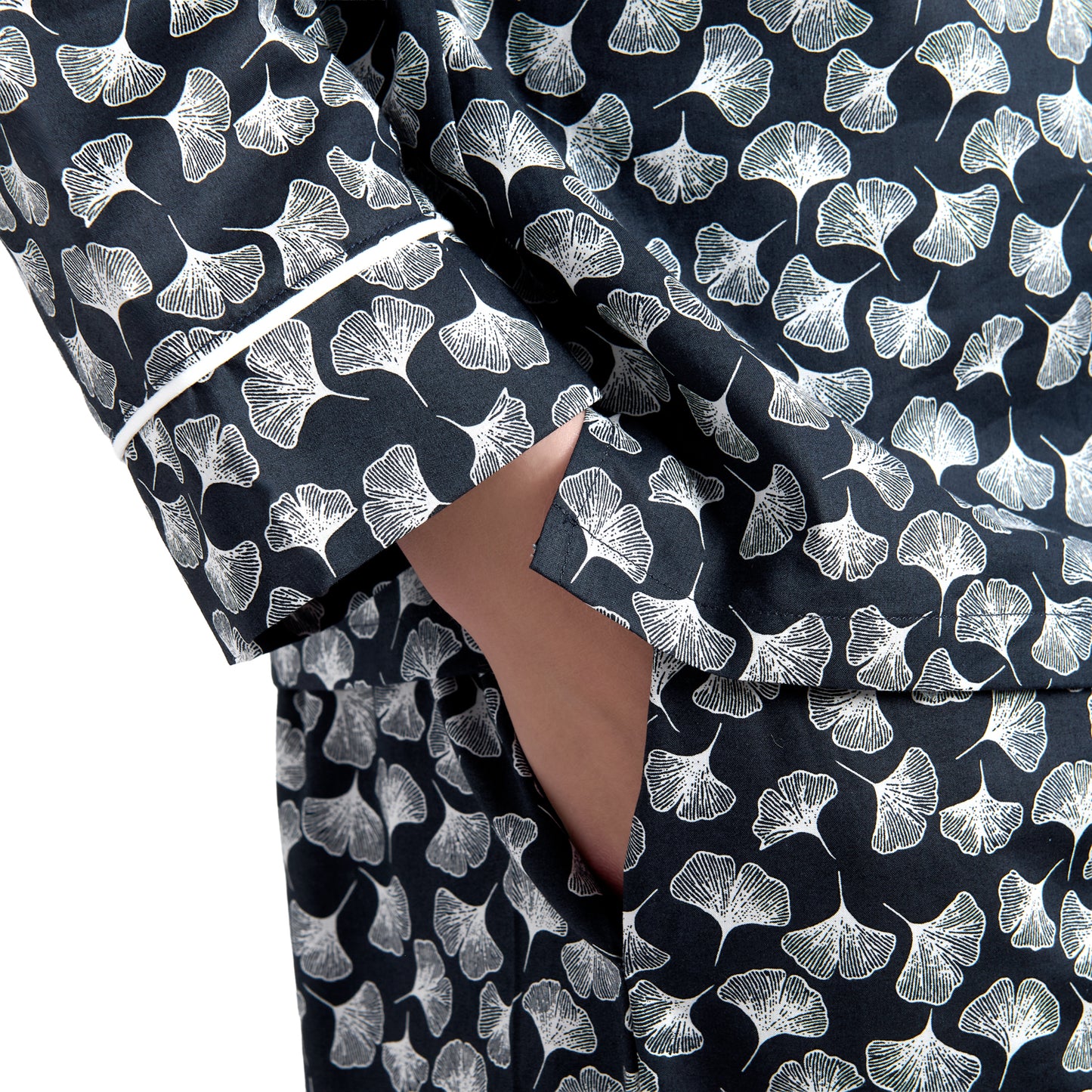 Classic Pyjama In Organic Cotton Lawn - Gingko (Navy)